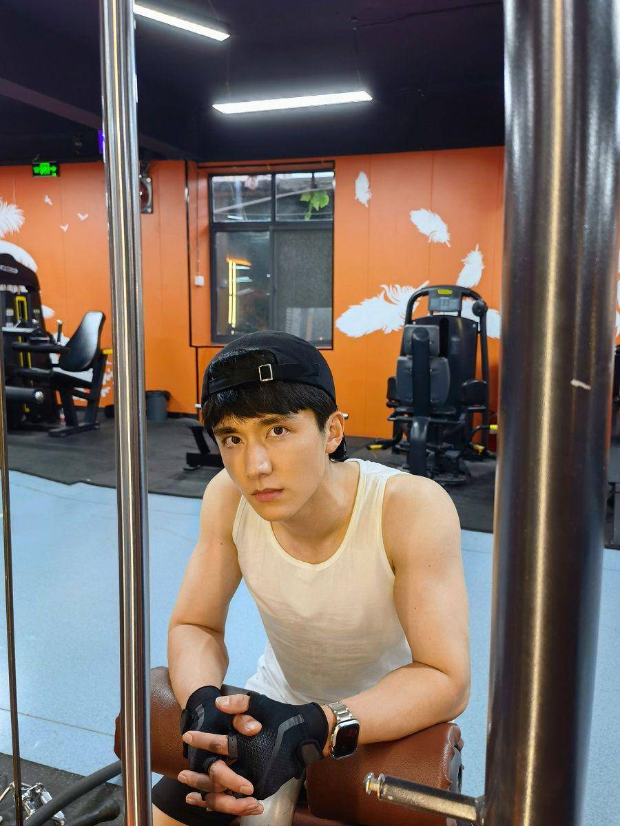 Steven Zhang (weibo.com/ 张新成)