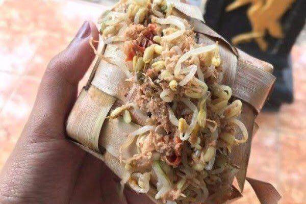 Ketupat Jembut (twitter.com/andikamalreza)