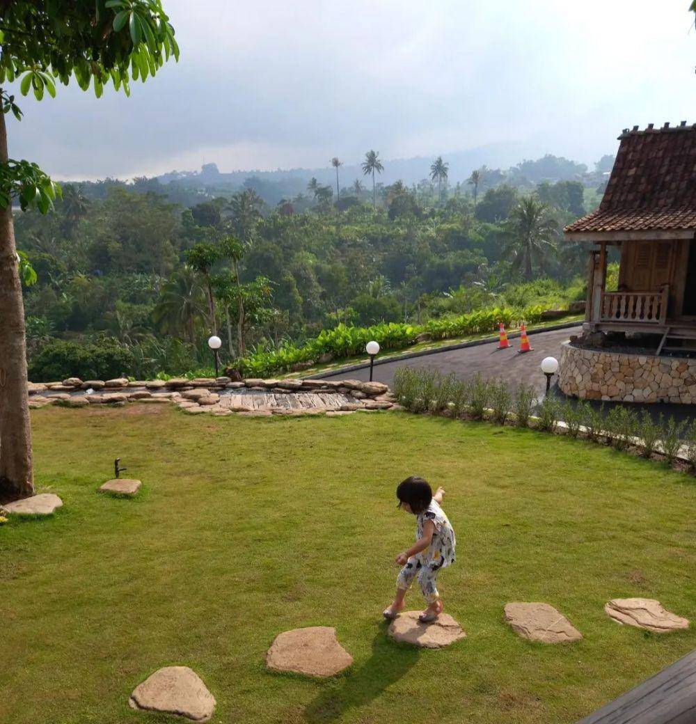 Tungkubumi Resto (instagram.com/paulina_dian)