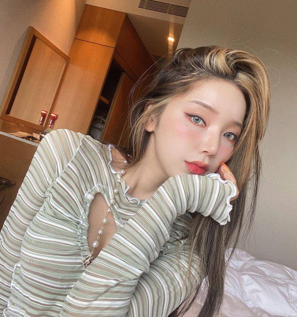 PURE.D (instagram.com/pure.ddd)