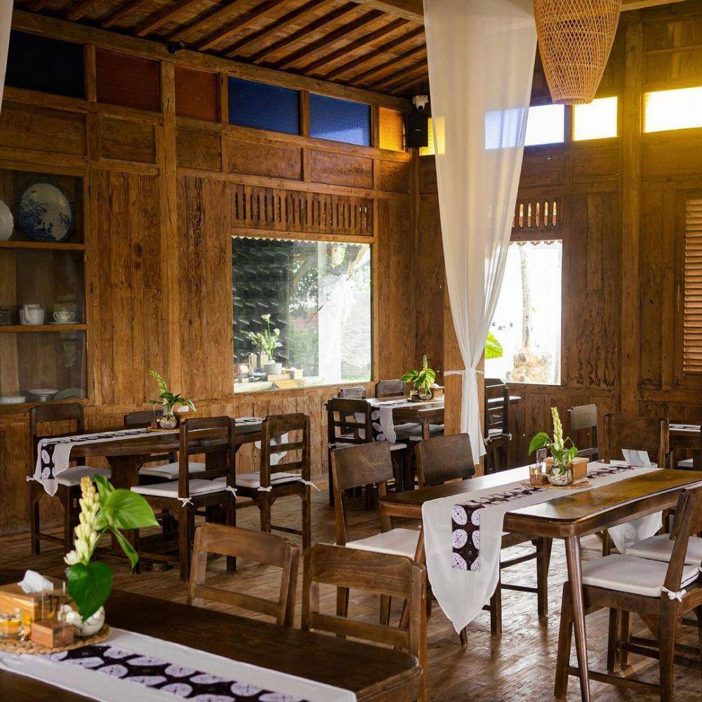 Tungkubumi Resto (instagram.com/tungkubumi)