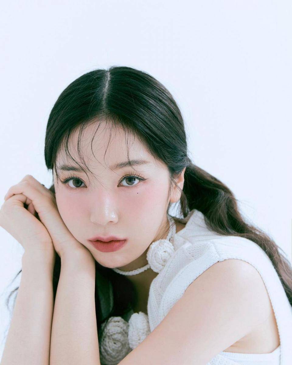 PURE.D (instagram.com/pure.ddd)
