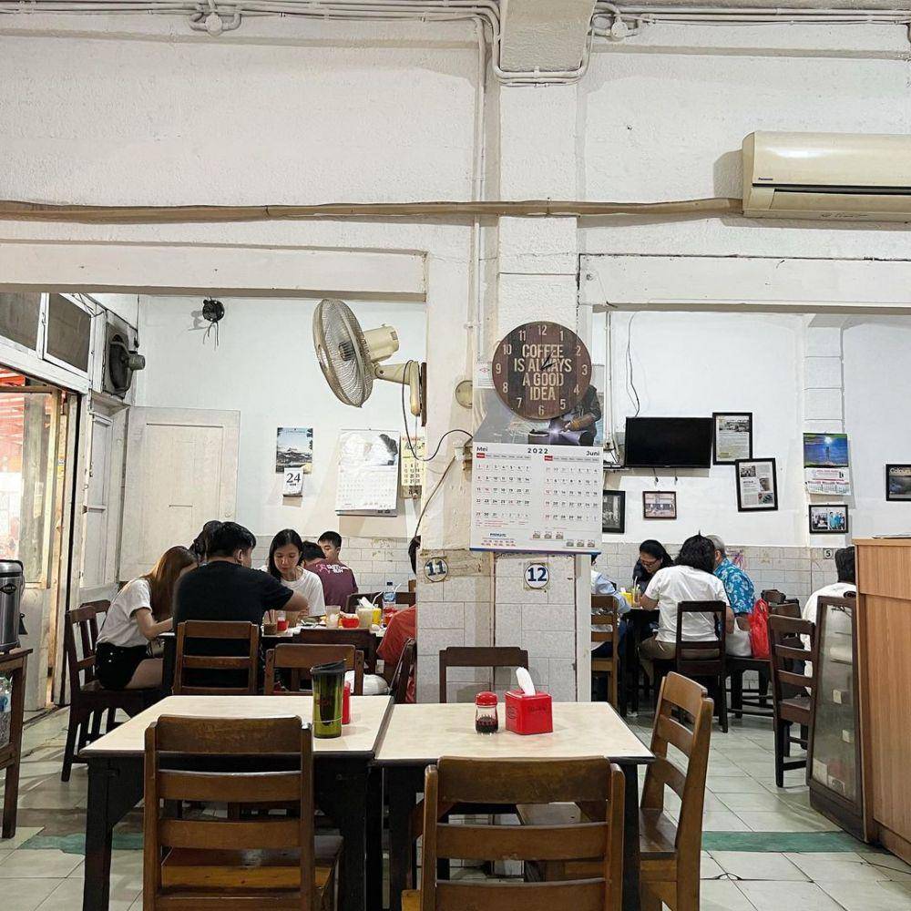 Bagian dalam Kopi Es Tak Kie. (.instagram.com/ )