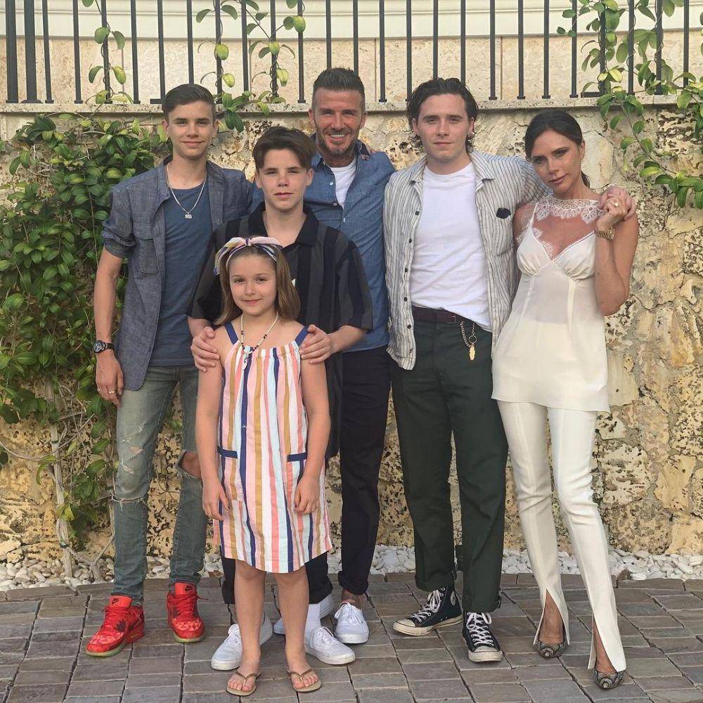 Victoria Beckham dan keluarga (instagram.com/victoriabeckham)