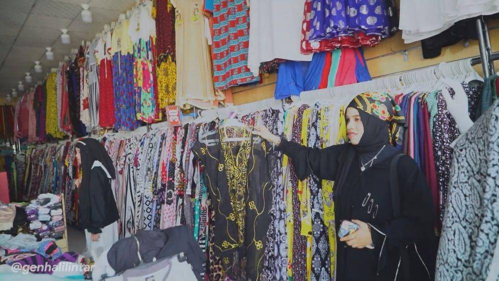 Gen Halilintar beli oleh-oleh untuk Ameena (youtube/Gen Halilintar)