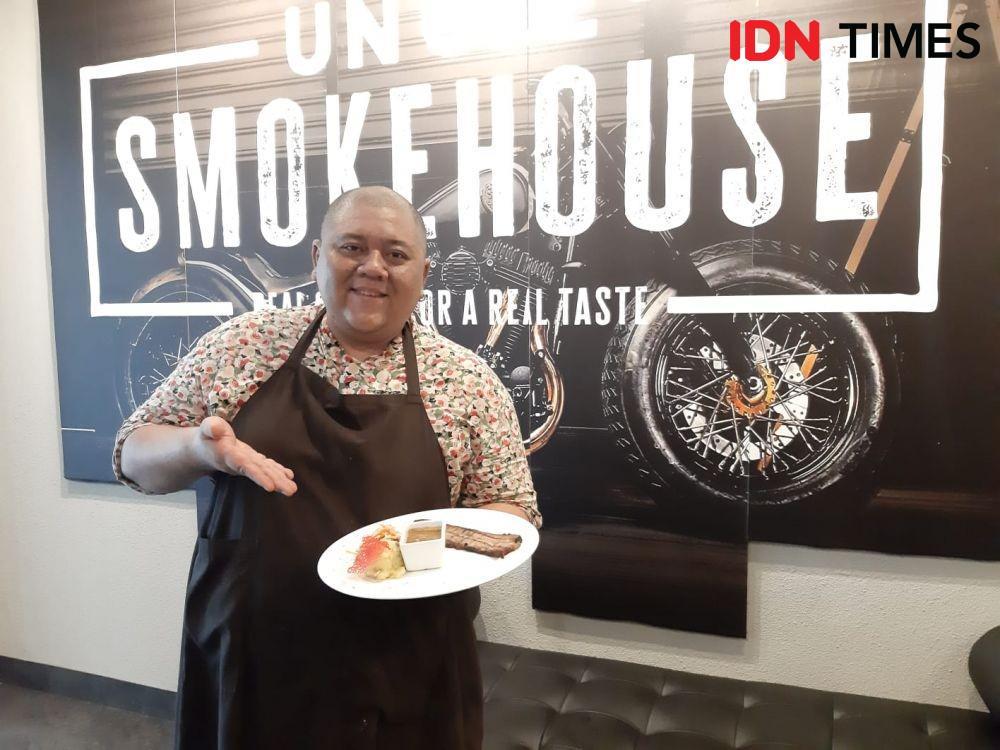 Tampil Beda, Uncle Smokehouse Bandung Tawarkan Smoke Brisket Nasgor