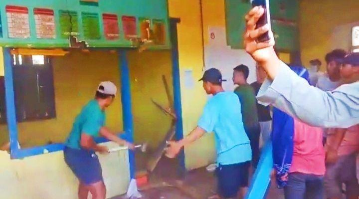 Warga yang Merusak Kantor Desa di Bima Terancam 5 Tahun Penjara