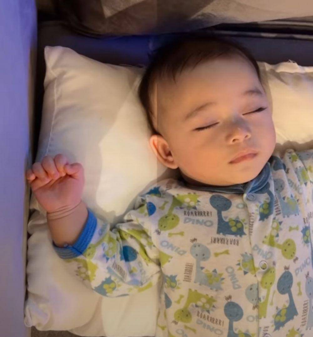 Adzam Adriansyah (instagram.com/nathalieholscher)