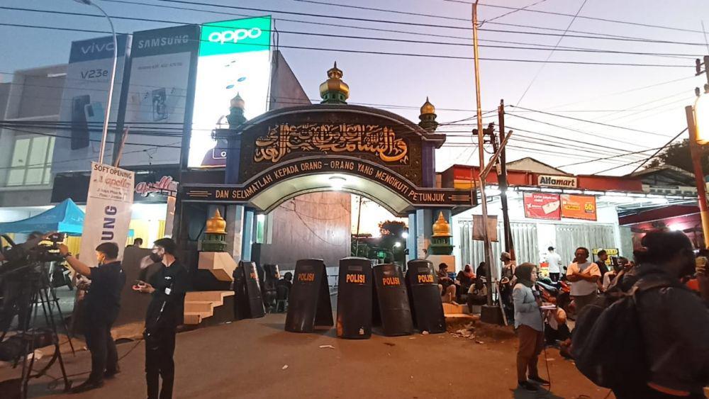 9 Jam Duduki Pesantren, Polisi Belum Temukan MSAT