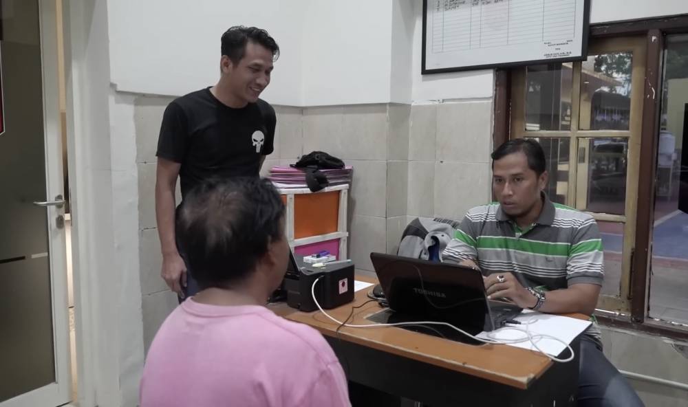 momen Baim prank tukang parkir hingga ancam masuk penjara (youtube.com/baimpaula)