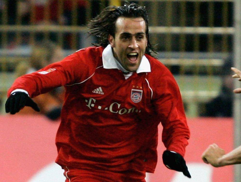 Ali Karimi berseragam Bayern Munich (fcbayern.com)