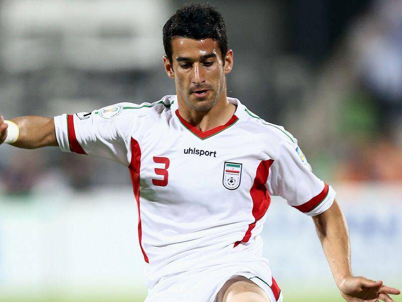 Ehsan Hajsafi berseragam Timnas Iran (skysports.com)