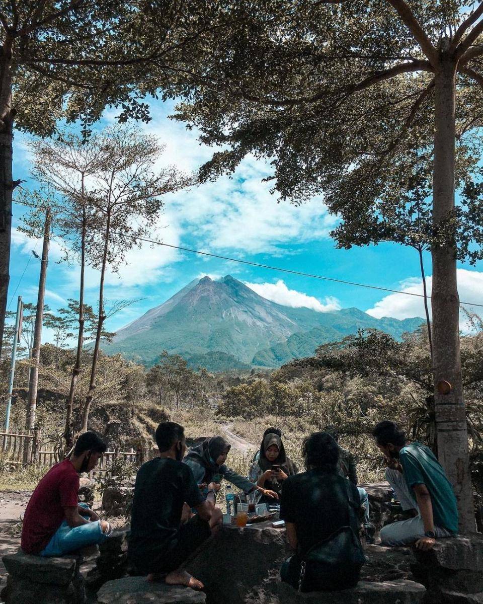 Kopi Merapi, Yogyakarta (instagram.com/kopimerapi_)