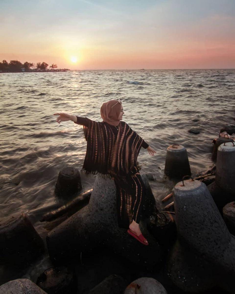 Pantai Baruna (instagram.com/nurfi_ismatul)