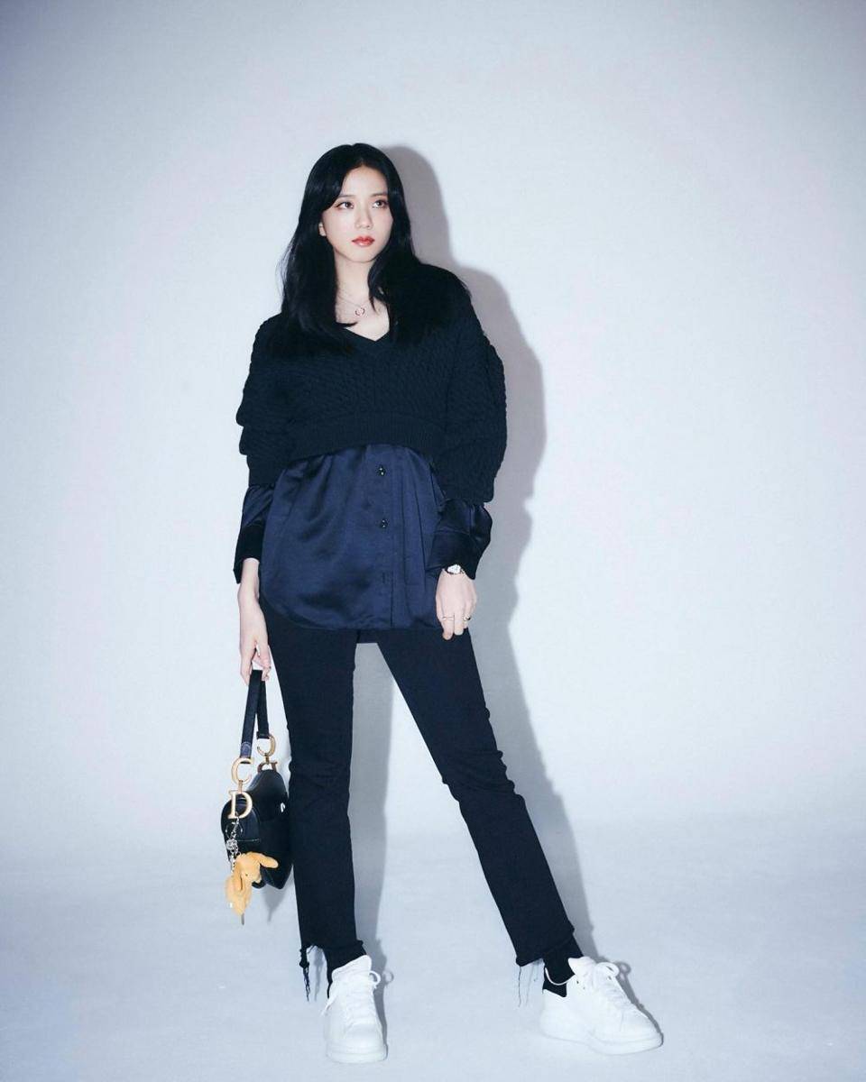OOTD Cewek Mamba ala Jisoo BLACKPINK (instagram.com/sooyaaa__)
