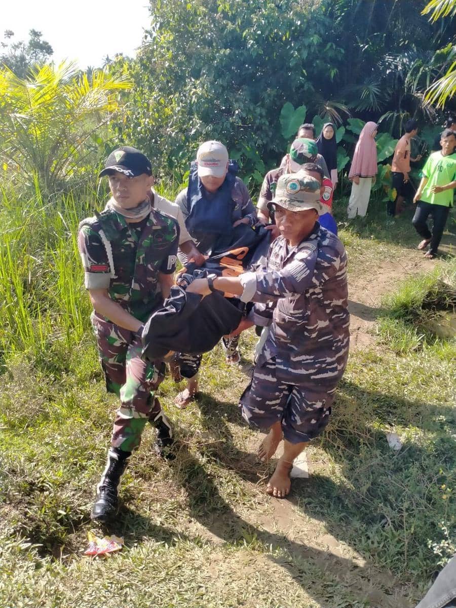 Salah satu jasad dari tiga korban tenggelam yang ditemukan. (Dokumentasi BPBD Kabupaten Aceh Barat untuk IDN Times)