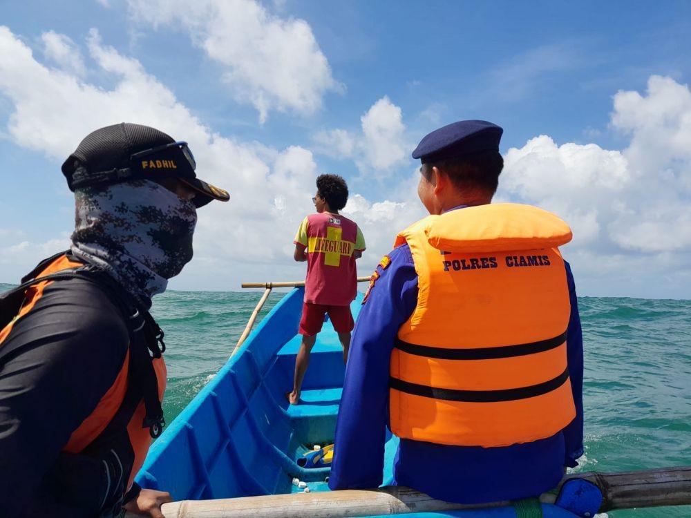 Warga Tasikmalaya Terserat Ombak di Pangandaran, 3 Tewas 1 Hilang