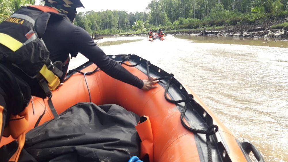 Tim SAR gabungan saat menyusuri sungai IDN Times/ Istimewa