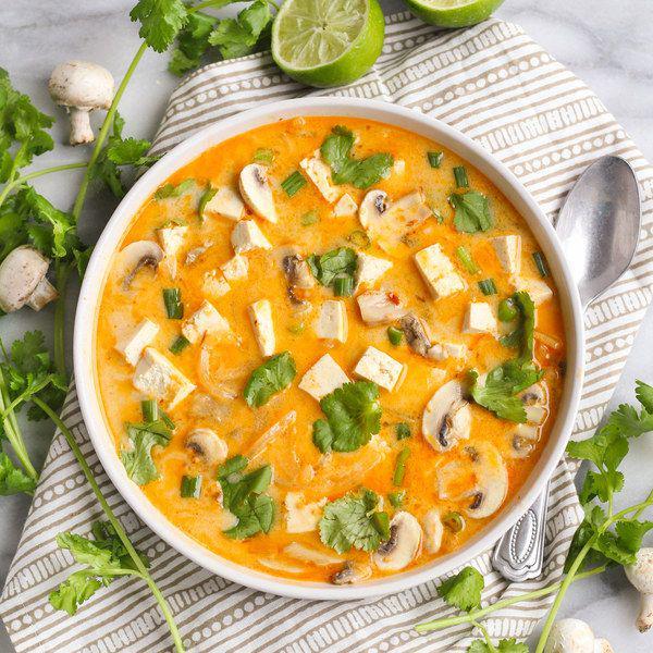 ilustrasi tom kha tofu (mealime.com)