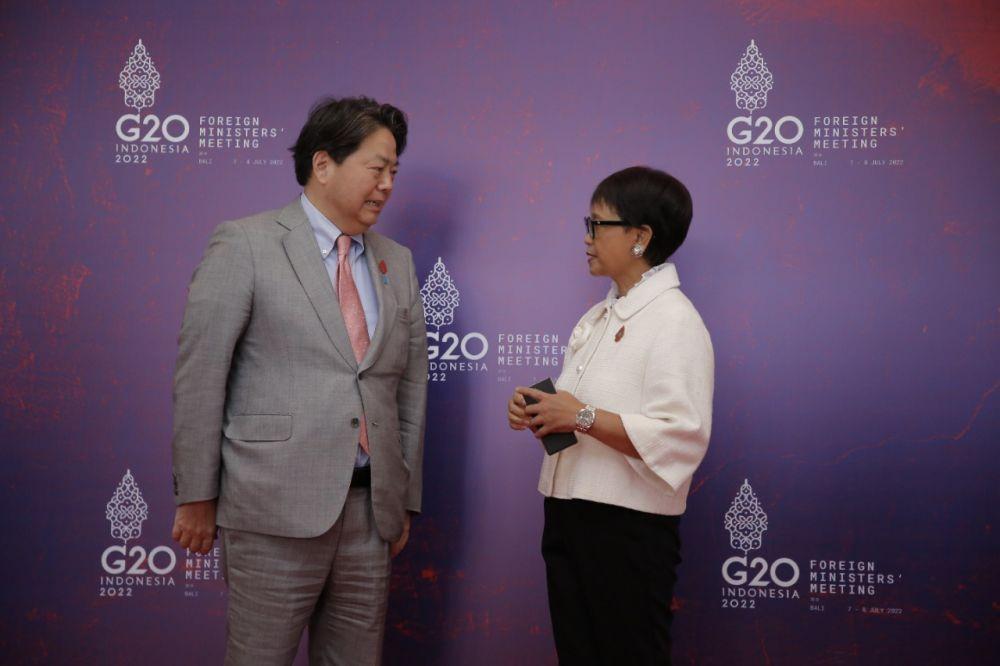 Eks PM Jepang Shinzo Abe Ditembak, Doa Menlu RI: Semoga Lekas Pulih