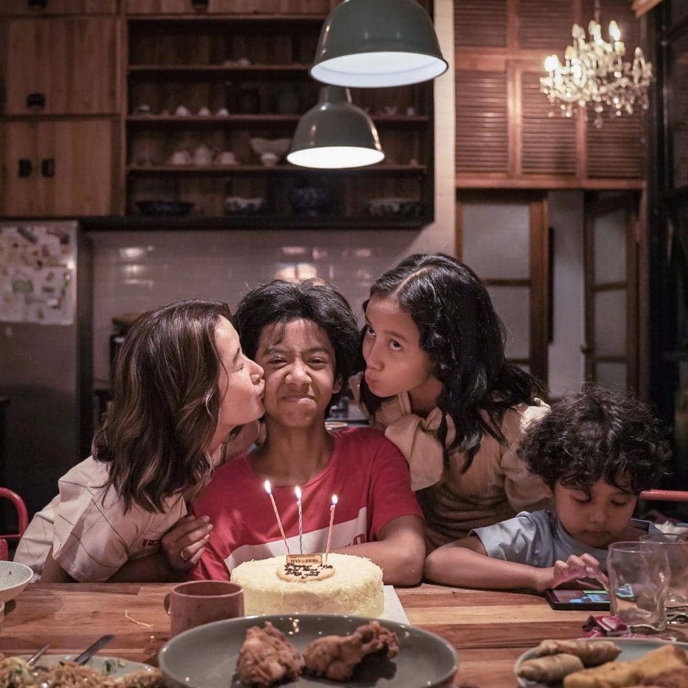 Widi Mulia dan keluarga (instagram.com/thesasonosfam)