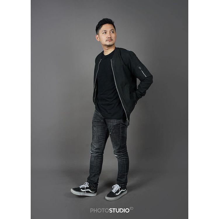potret Angga Wijaya (instagram.com/photostudioid)