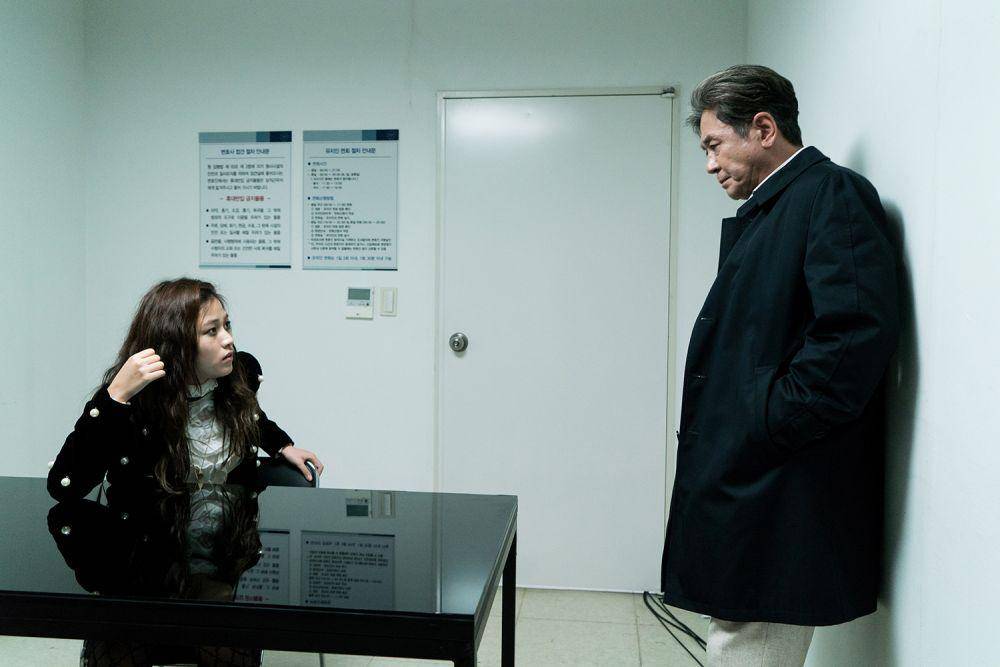 cuplikan film Heart Blackened (koreanfilm.or.kr)