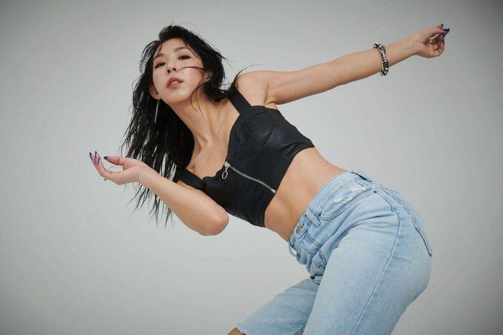 Mina Myoung (instagram.com/minamyoung)