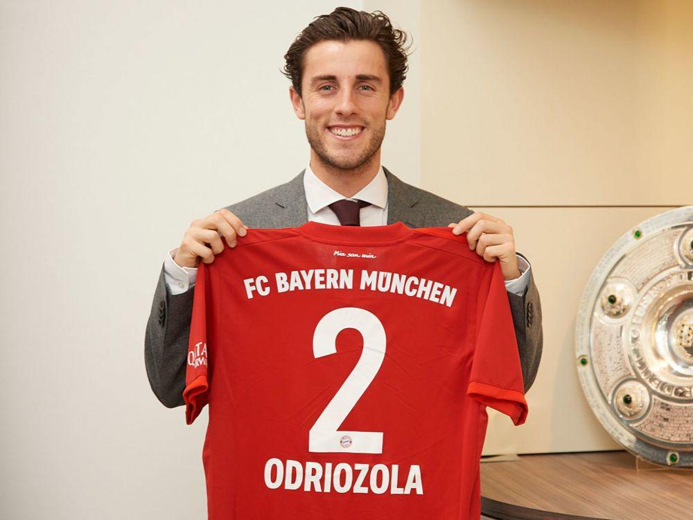 Alvaro Odriozola (fcbayern.com)