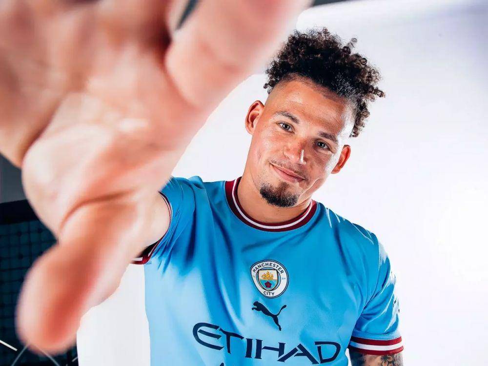 Kalvin Phillips (mancity.com)