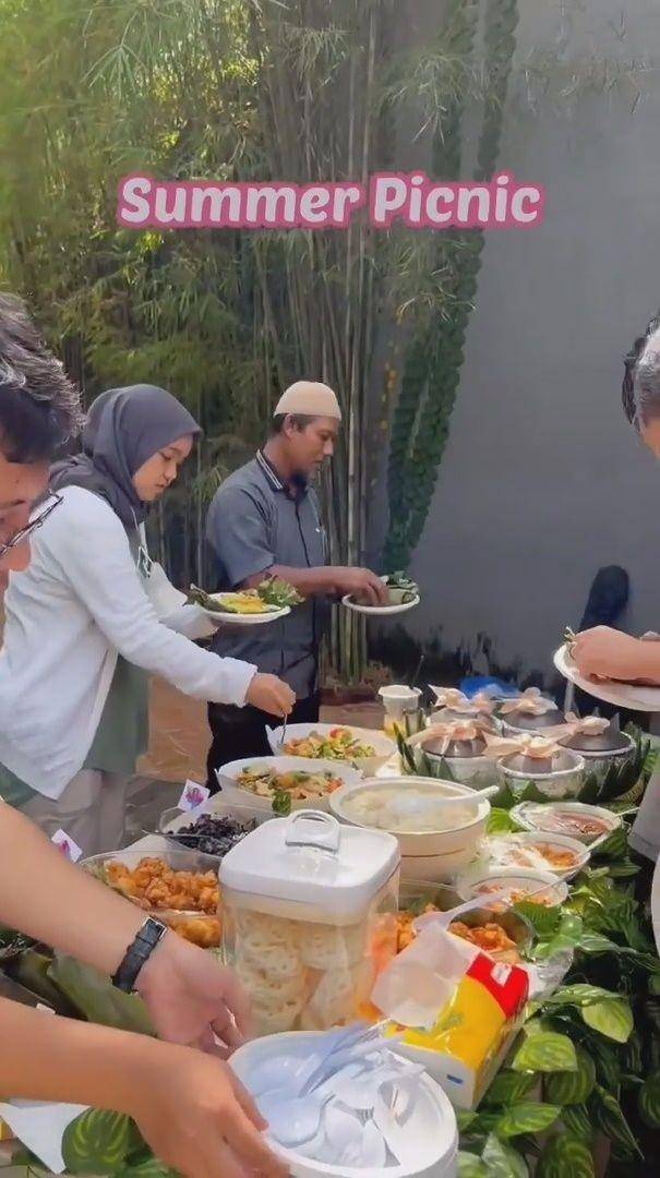 Irish Bella dan Ammar Zoni piknik (instagram.com/aish_airrach)