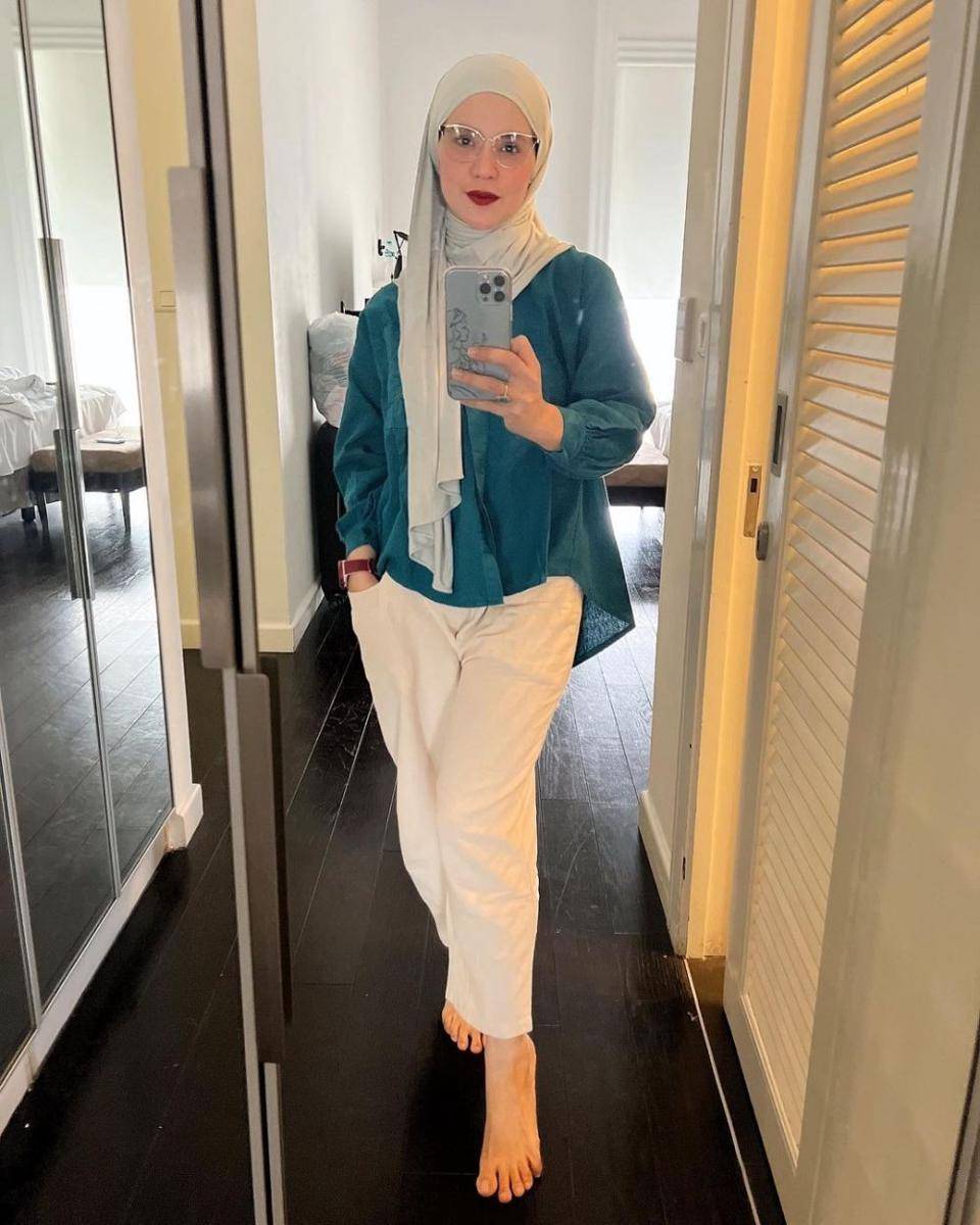 OOTD hijab kasual ala Aldila Jelita (instagram.com/dhila_bekti)