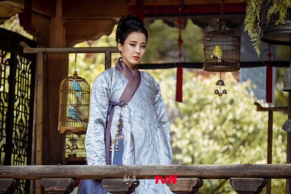 Park Eun Hye di drama Alchemy Of Souls (instagram.com/tvn_drama/)