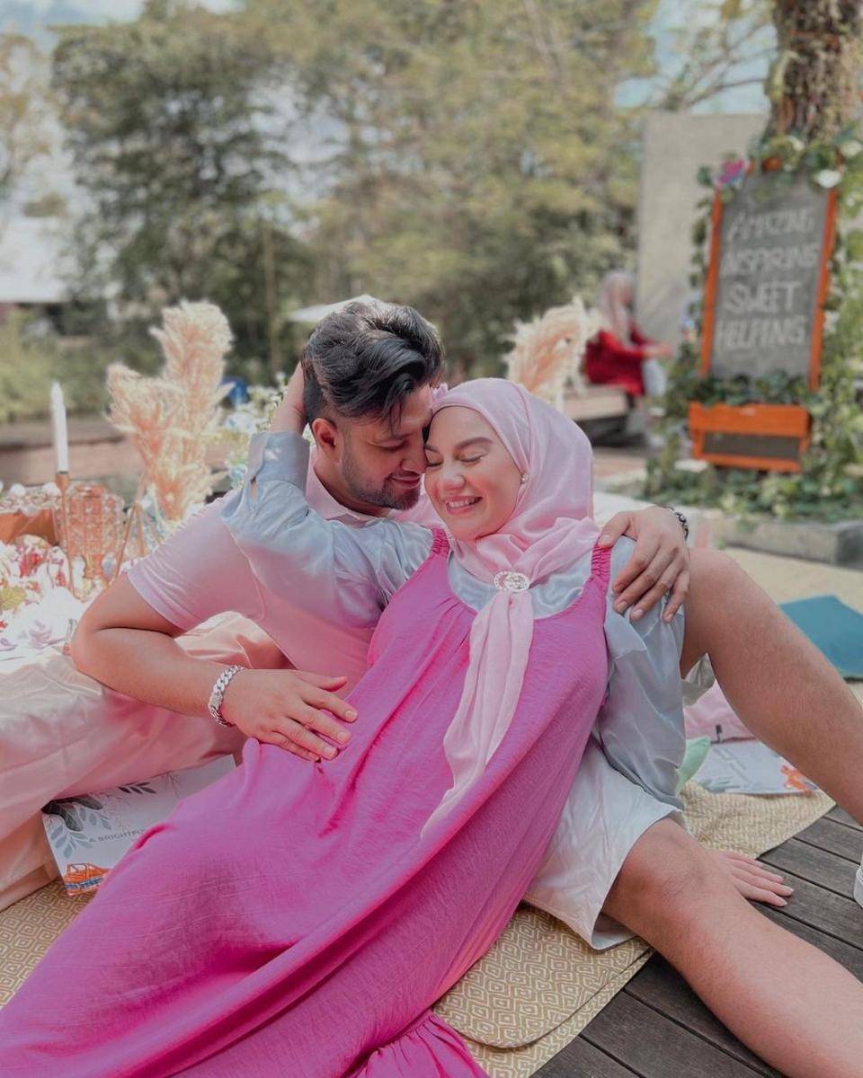 Irish Bella dan Ammar Zoni piknik (instagram.com/ammarzoni)