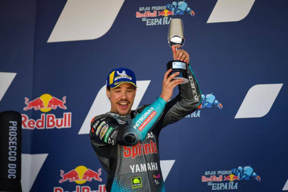 Franco Morbidelli saat naik podium GP Spanyol 2021 (motogp.com)
