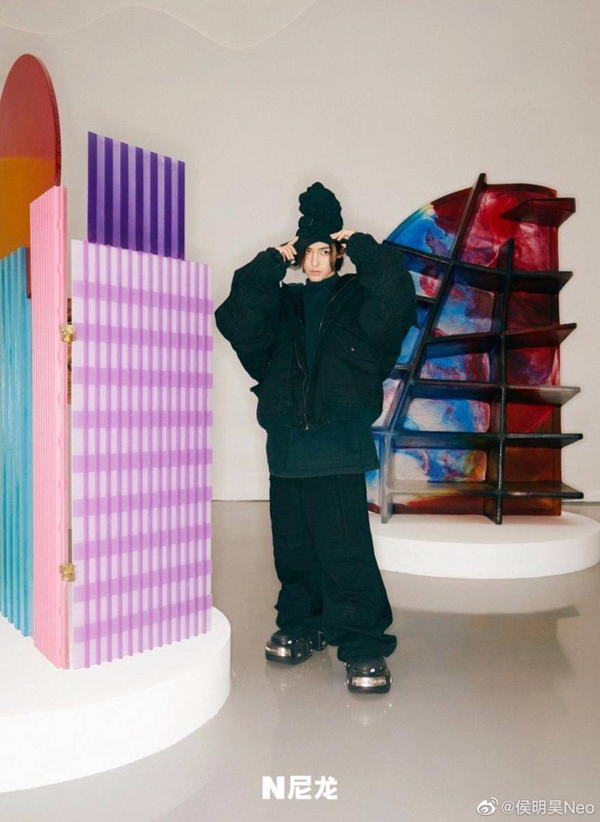 Hou Minghao (weibo.com/侯明昊Neo)