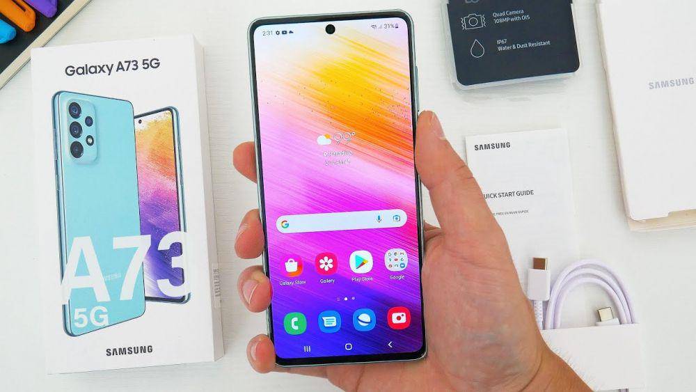 potret Samsung Galaxy A73 5G (youtube.com/TechDaily)