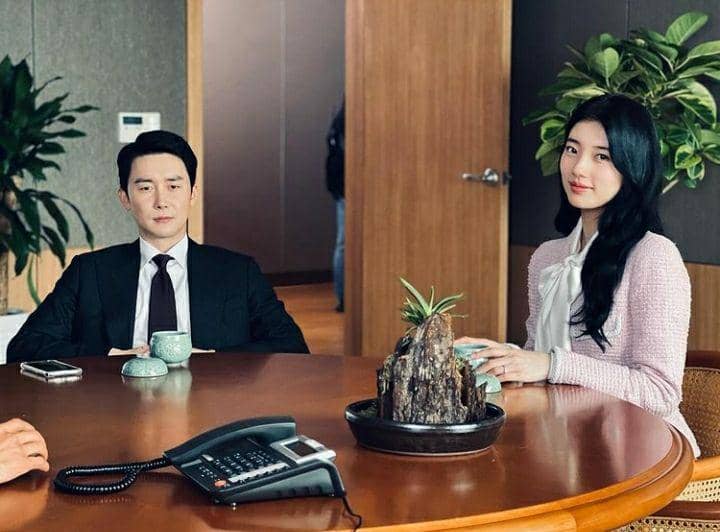 Kim Jun Han dan Suzy di balik layar drama Anna (instagram.com/skuukzky)