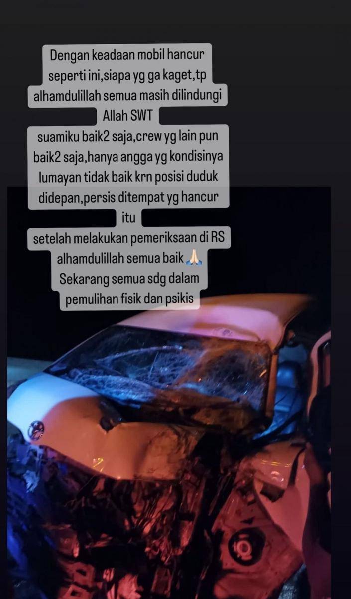 Charly kecelakaan di Tol Cipularang (instagram.com/regina_irawan03)