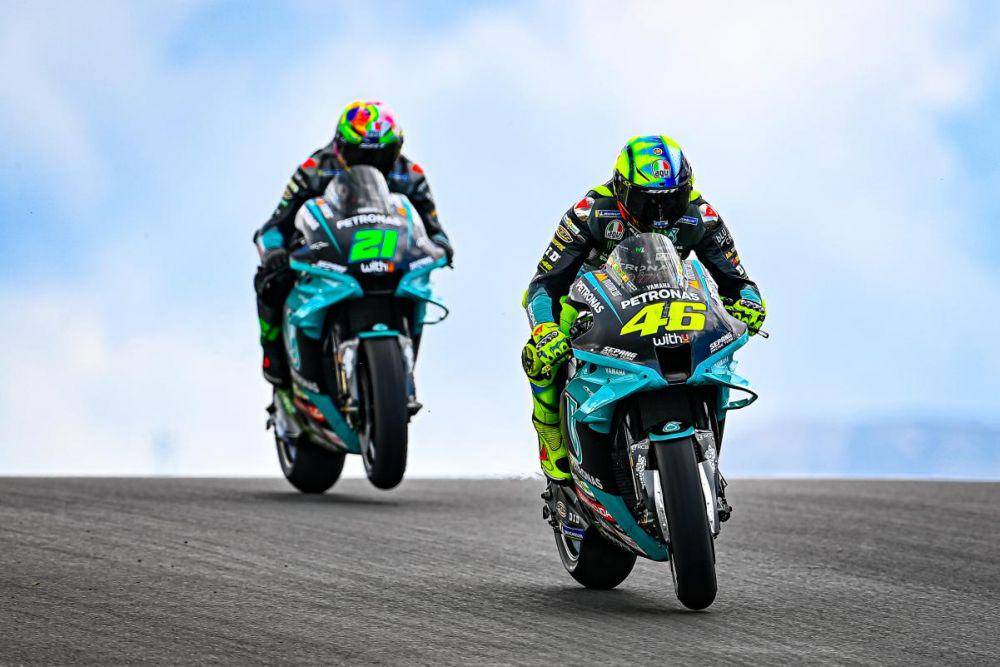 Valentino Rossi dan Franco Morbidelli (motogp.com)