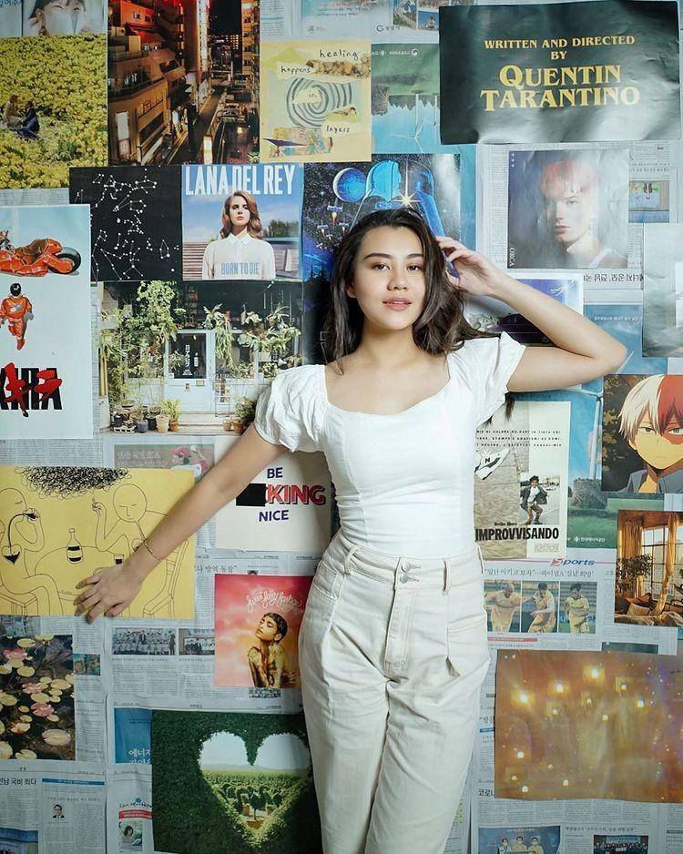 OOTD hangout Aaliyah Massaid (instagram.com/aaliyah.massaid)
