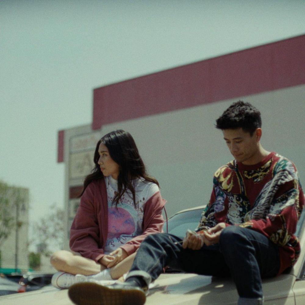 NIKI dan Peter Adrian dalam vclip Oceans and Engines (instagram.com/petersadrian)