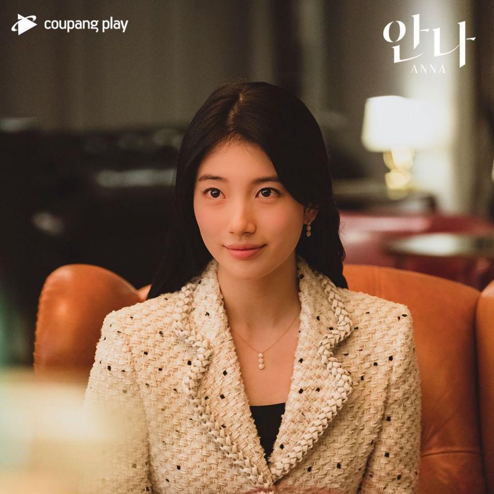 Suzy pemeran Lee Yoo Mi/Anna palsu di Kdrama Anna (instagram.com/coupangplay)