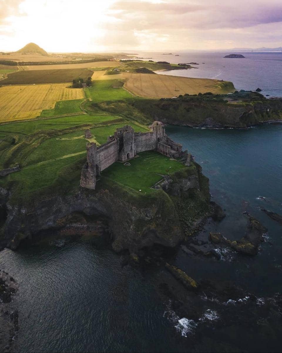 Kastil Tantallon (reddit.com/user/sn0rk95}