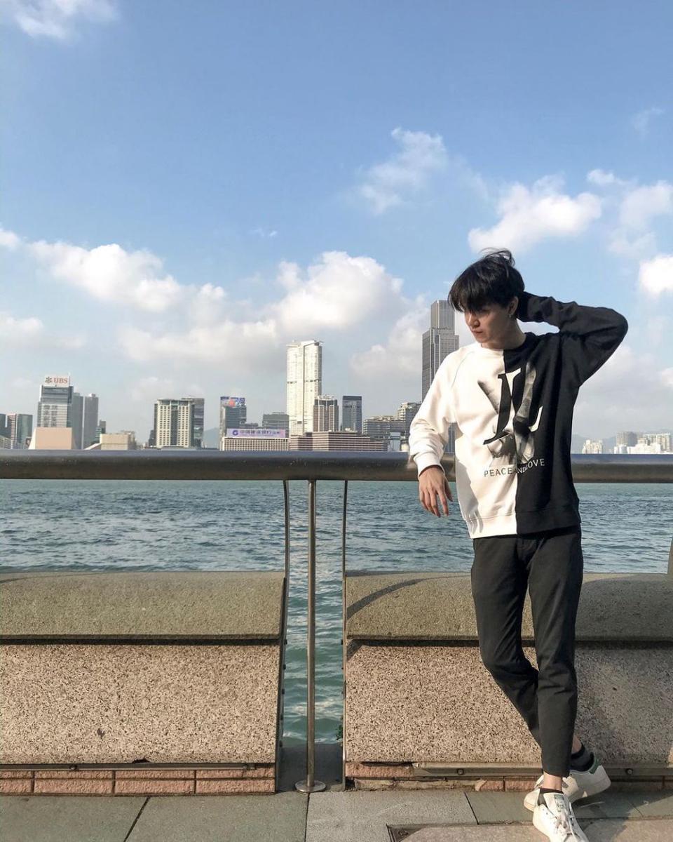 ide OOTD untuk ke pantai ala Yin Anan (instagram.com/yinyin_anw)