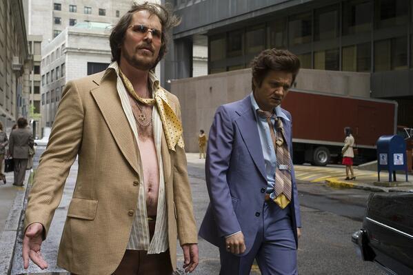 Christian Bale sebagai Irving Rosenfeld. (twitter/americanhustle)