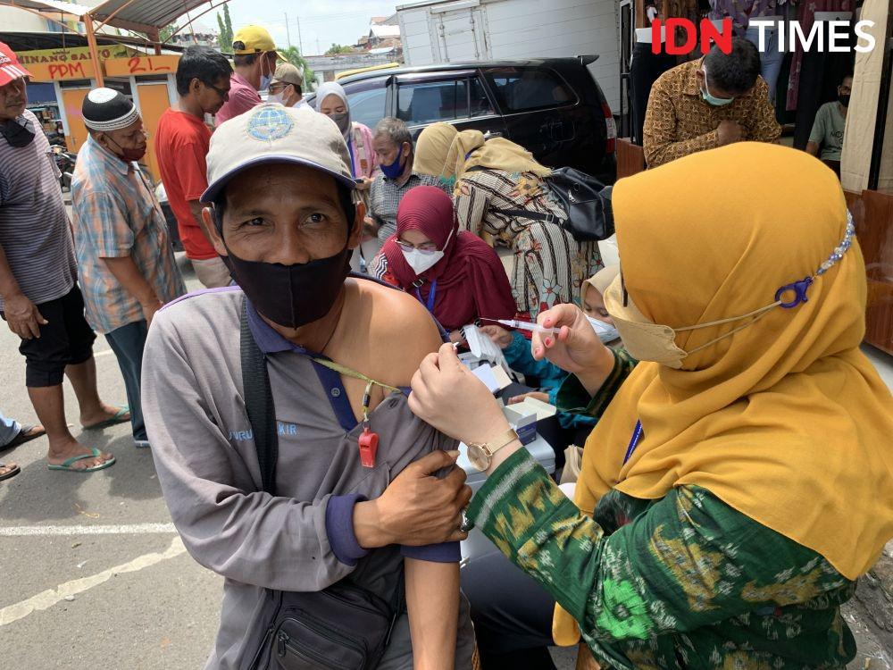 Pfizer Tidak Masuk Daftar Vaksin Halal MUI, Warga Enggan Booster