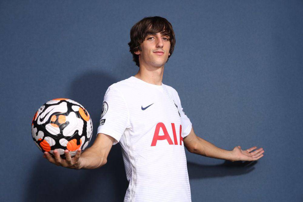 Bryan Gil (twitter.com/SpursOfficial)