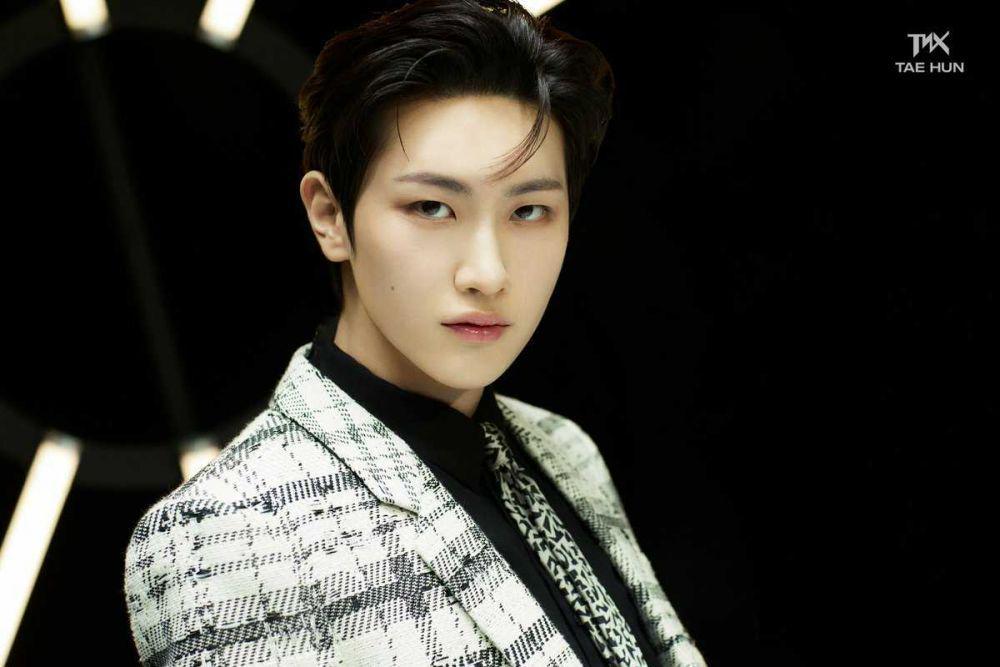 Menjadi Leader Pertama di PNATION, Intip 9 Potret Taehun TNX