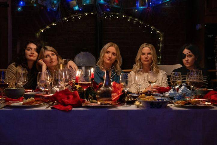 adegan dalam serial Bad Sisters (dok. Apple TV+/Bad Sisters)